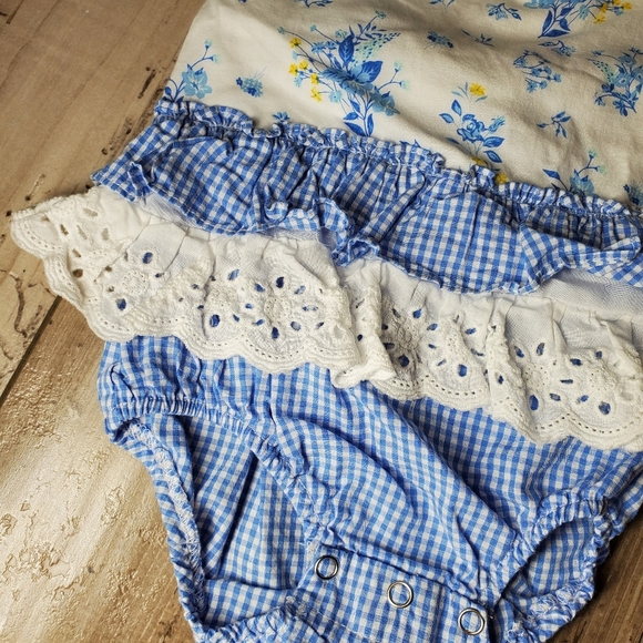 Rare Editions White, Blue, Yellow Floral Lace Baby Bodysuit Bubble Romper Sz 6m - Picture 14 of 14